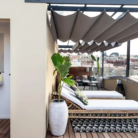 Amazing New With Rooftop Jacuzzi *