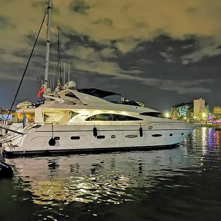Botel Rent Luxury Motor Yacht Barcelona