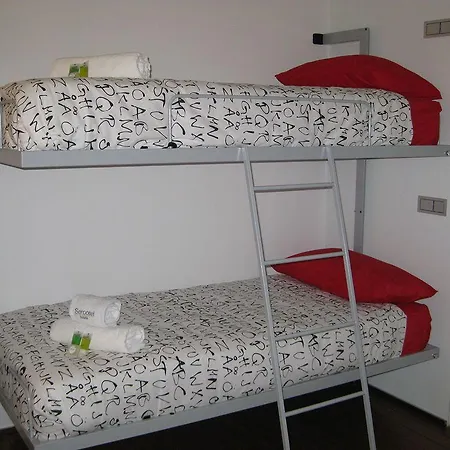 Residencia Deportiva Sercotel Barcelona Sailing Hostal *