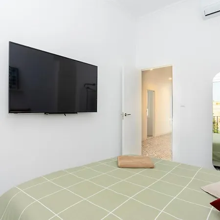 Soho Apartments & Studios Apartment *
