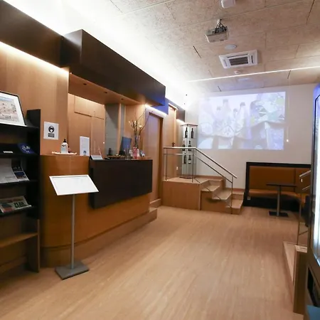 Esplugues Hotell