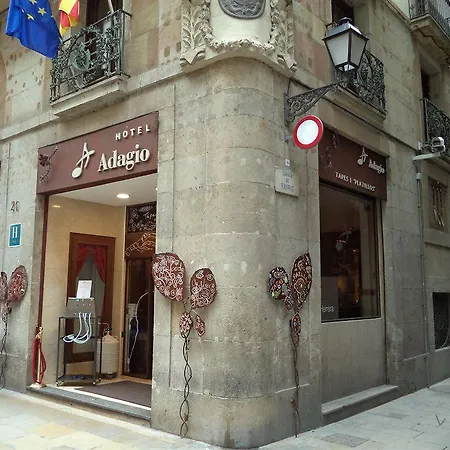 Adagio Отель