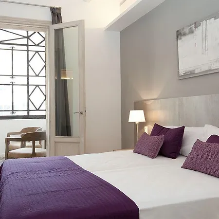 Rent Near Plaza De Cataluña Apartamento