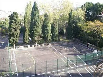 Affittacamere Residencia Salesiana Marti-codolar Barcellona