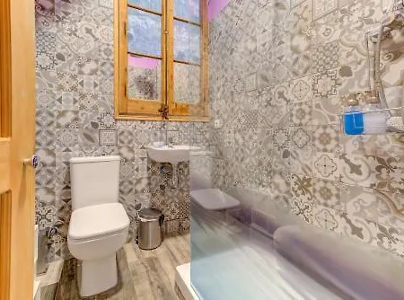 Factory Suites Barcelona Hostel Barcelona