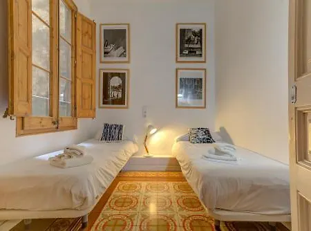 Factory Hostal *