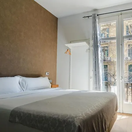 Cosmopolitan Boutique Rambla Барселона