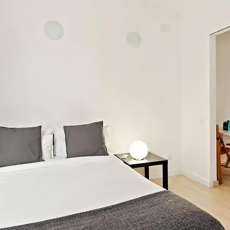 Cozy Apartment In Sagrada Familia *