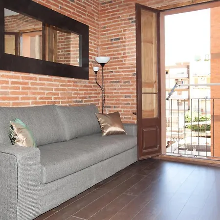 Apartment Bright Near Sagrada Familia Barcelona