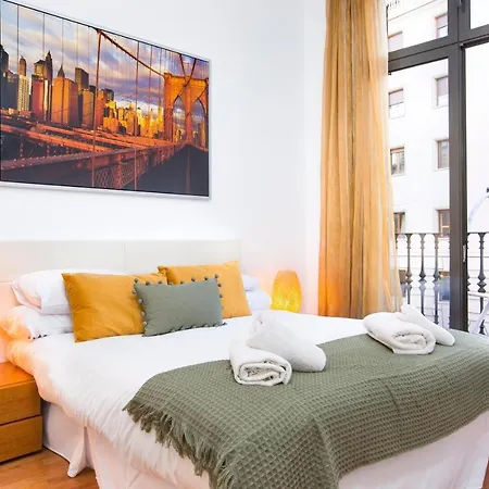 U-nique Balmes Apartment