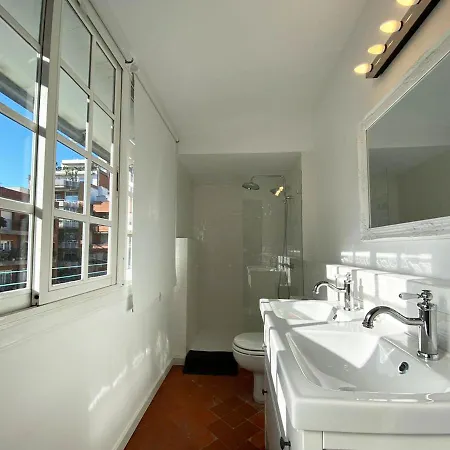 Sunny O Apartment