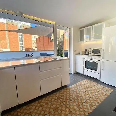 Sunny O Apartment Barcelona