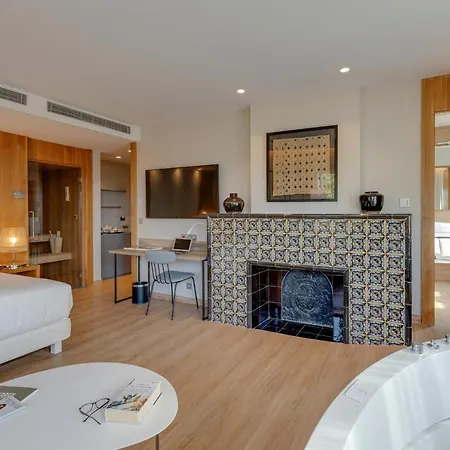 Boutique Mirlo Hotel 5*