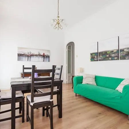 Piso Zona Plaza Espana, Junto A Montjuic, Apartment