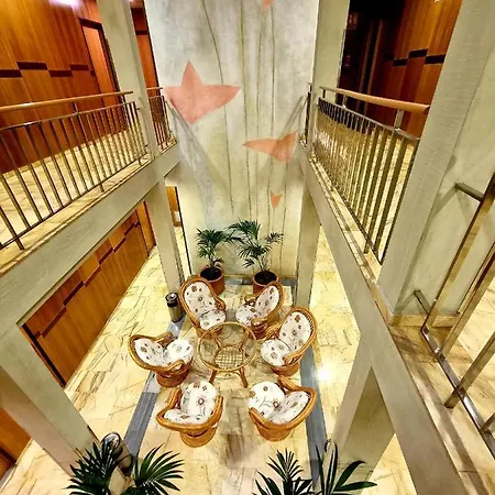 Flor Parks Hotel 3*