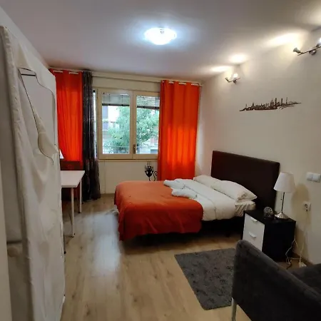 Bruc Hostel *