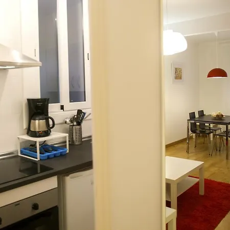 Apartment Gaudi Sagrada Familia *