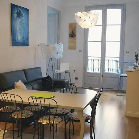 Luxury Cosy 3 Bedroom With Private Terrace Apartment Barcelona