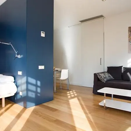 Ramblas Apartment *