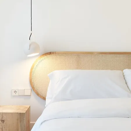 The Mo House Hotel