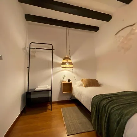 Urban Retreat Historical Centre Apartment
