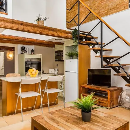 Fridays Flats Dreamy Duplex - Stylish Loft Hotel 3*