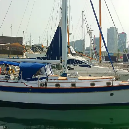 Spacious And Cozy Caribbean Boat In Barcelona With Tour Option Sant Adria de Besos