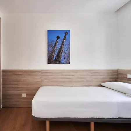 Augusta Apartahotel