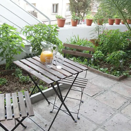 Casa Vilaro Park Guell Holiday home Barcelona
