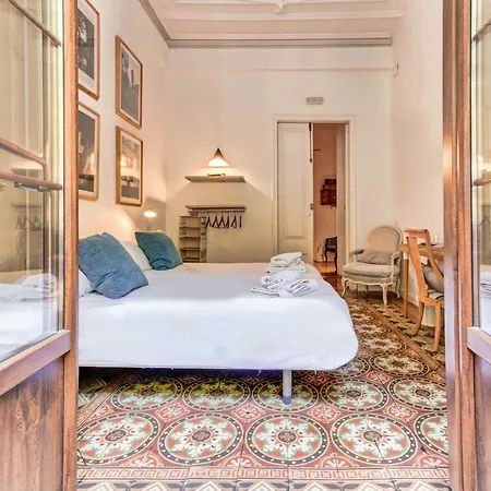 Factory Suites Barcelona *