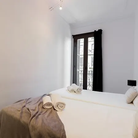 Deco Apartments Barcelona-Eixample * Barcelona