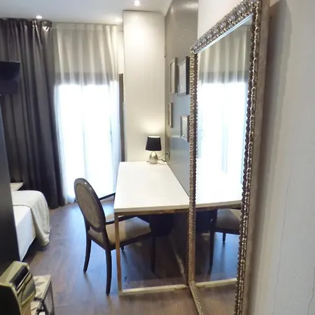 Hotel Moderno Barcelona