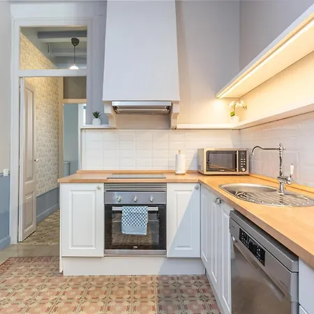 Luxurious-historical With Terrace Apartament *