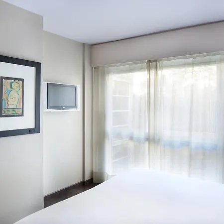 Gran Derby Suites, A Small Luxury Of The World Hotel Barcellona