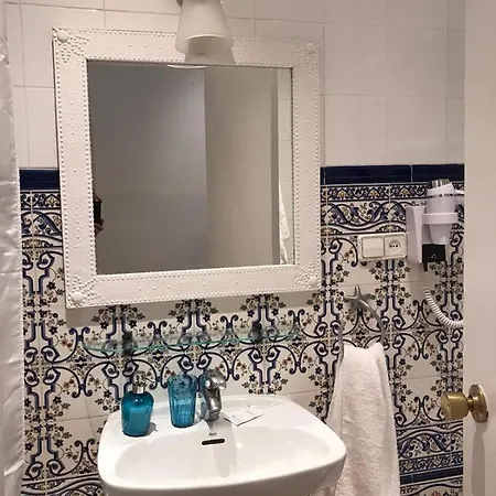 Guest house Casa Consell Bailen, *