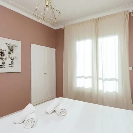 Casa Cosi - Casanova 6 Apartment Barcelona