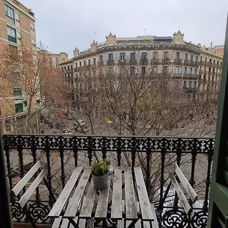 Eixample Гостевой дом Барселона