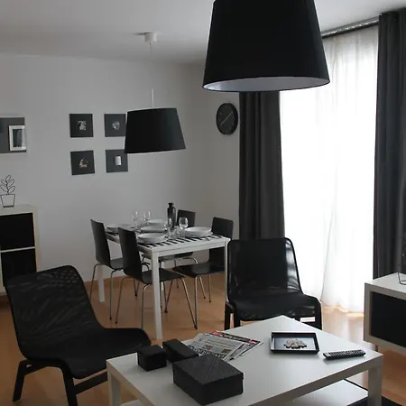 Casa-nova Suites Apartamento *