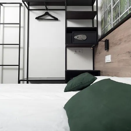 Bailén House Pensión 3*