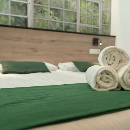 Pensión Bailén House 3*