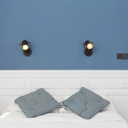 Hostal Bird House *