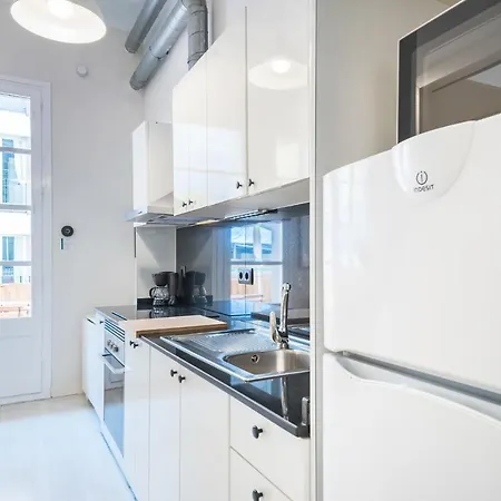 Apartment Terrace, Sun And Local Lifestyle In Gracia Barcelona