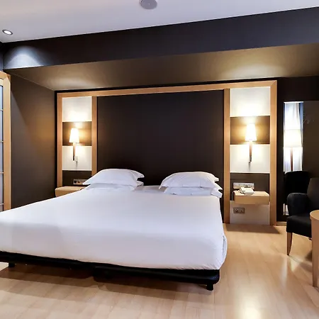 Universal Hotel