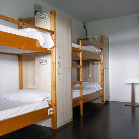 Hostal Inout
