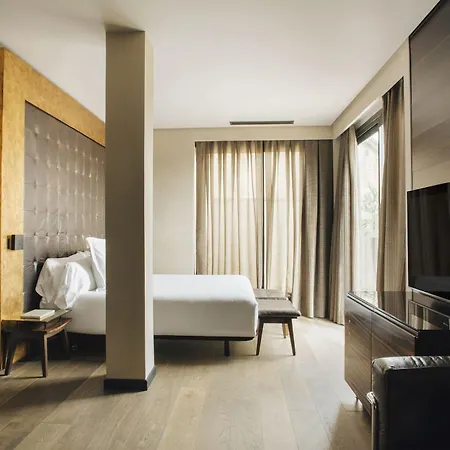 Bagues, A Small Luxury Of The World 5* Barcelona