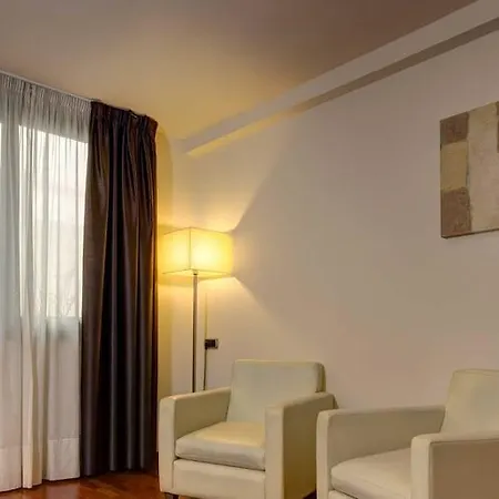 Acevi Villarroel Hotel 4*