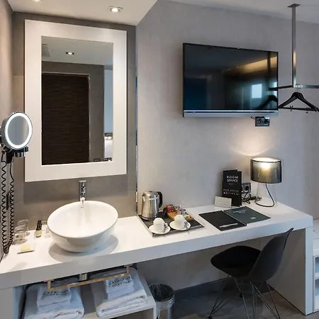 Hotel Catalonia Gran Via Bcn 4*