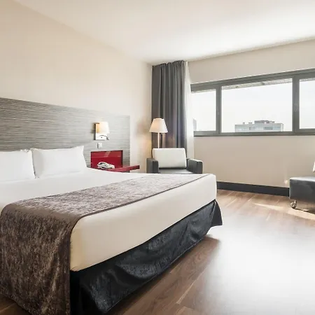 Ilunion Hotel