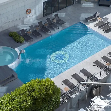 Sb Icaria 4*