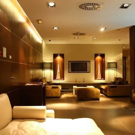 كونستانثا 2* برشلونة